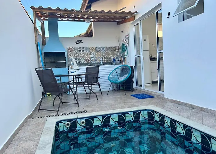 Casa Com Piscina E Churrasqueira - Lindissima!