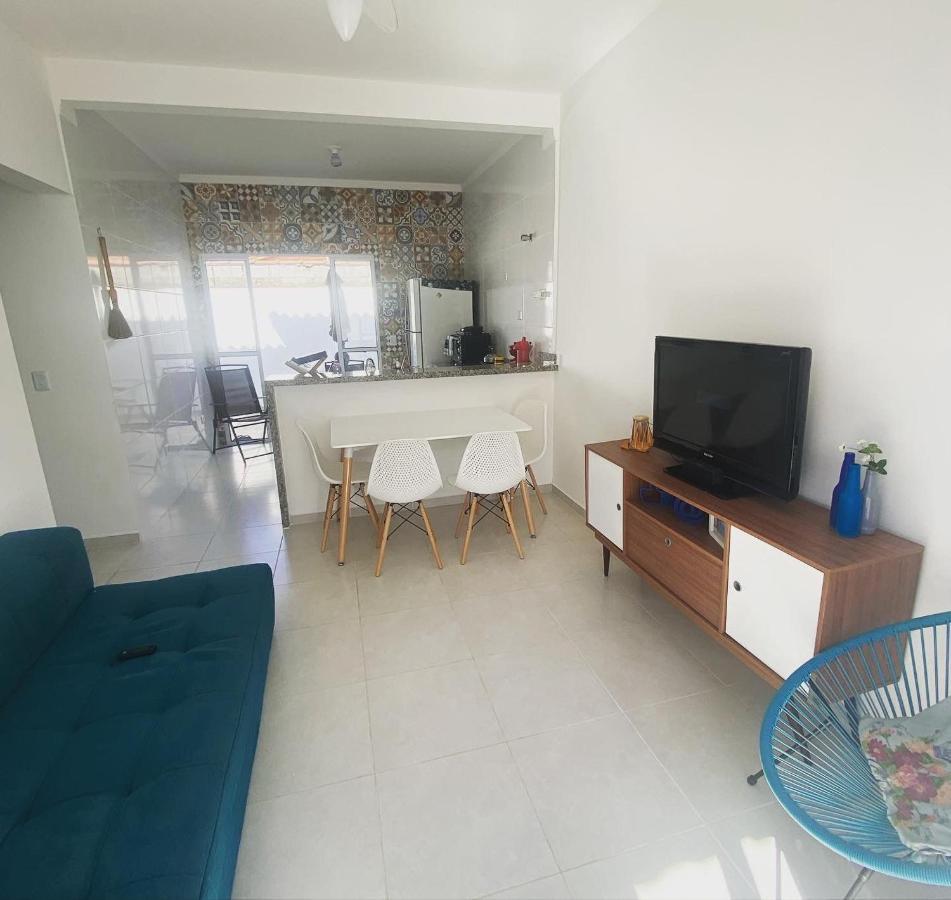 Casa Com Piscina E Churrasqueira - Lindissima!